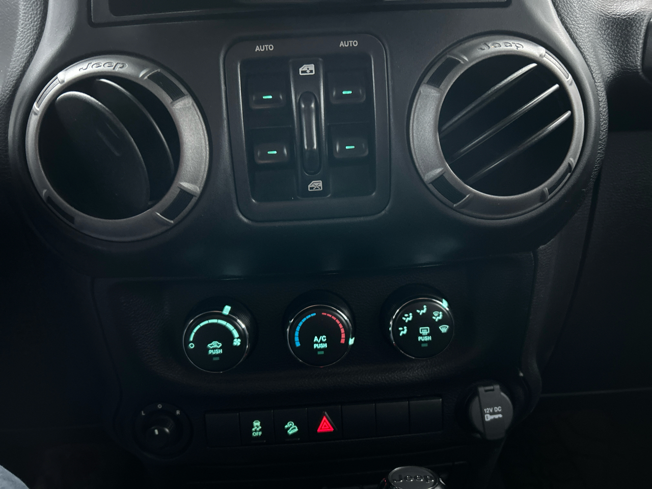 Jeep Wrangler Unlimited Sport 4WD 2016