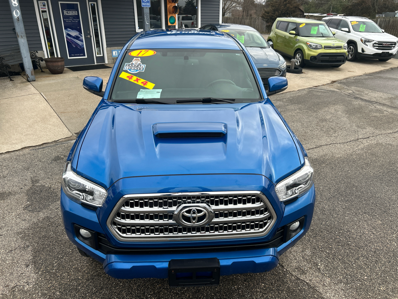 Toyota Tacoma TRD Offroad Dbl Cab 4WD at 2017