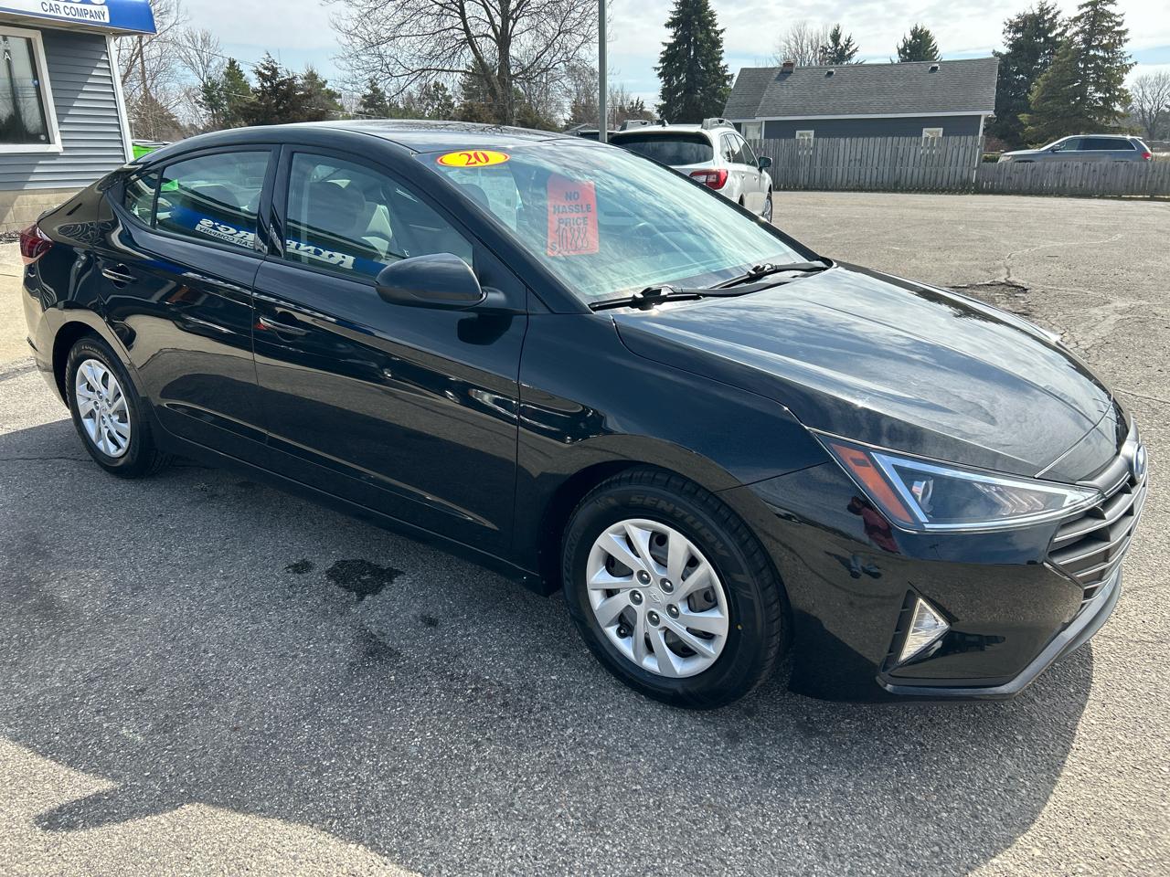 Hyundai Elantra SE 6M 2020