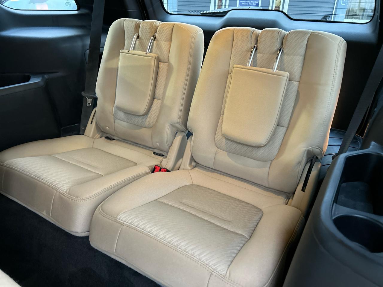 Ford Explorer Base 4WD 2016