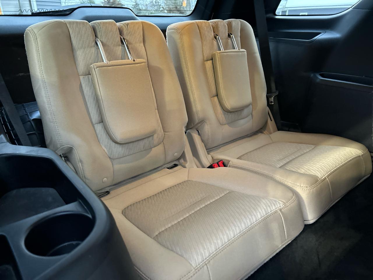 Ford Explorer Base 4WD 2016