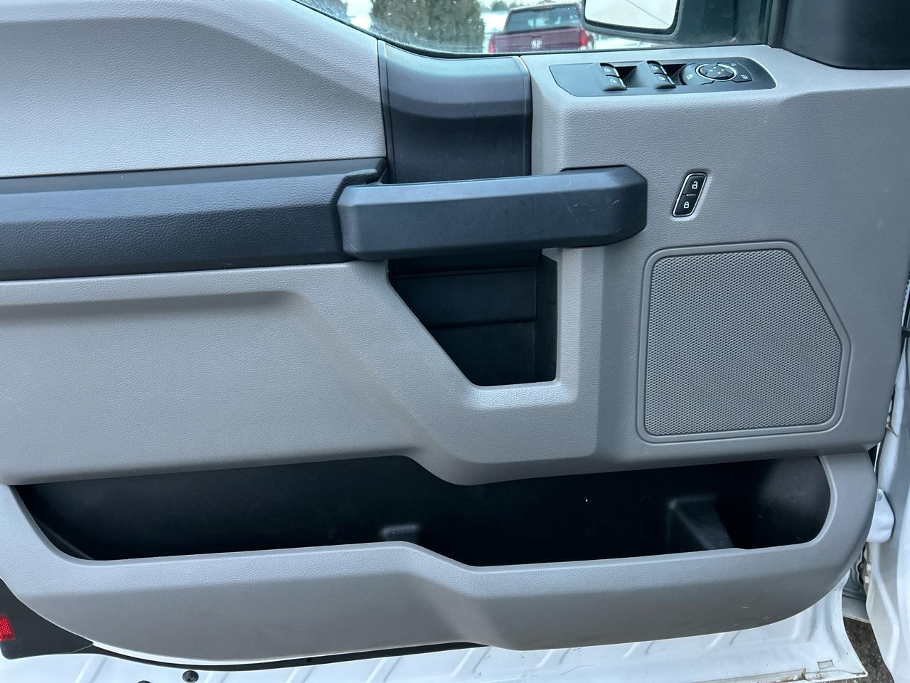 Ford F-150 4WD SuperCab 145" XL 2020