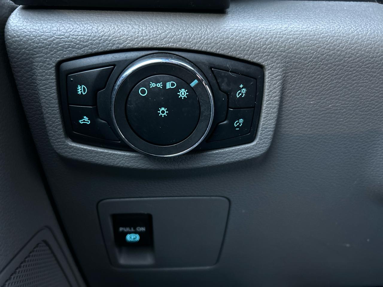 Ford F-150 4WD SuperCab 145" XL 2020