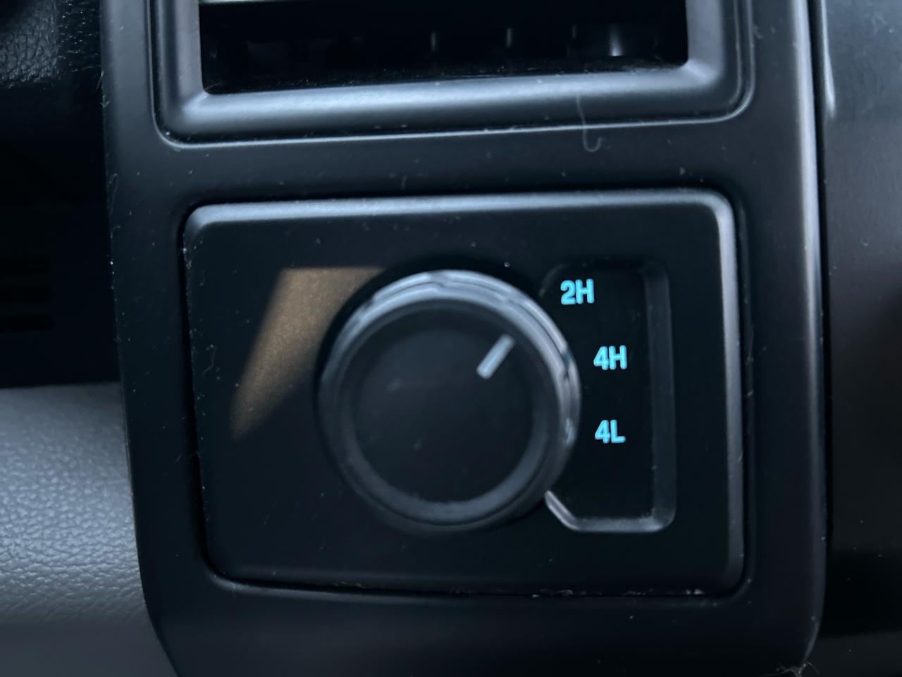 Ford F-150 4WD SuperCab 145" XL 2020