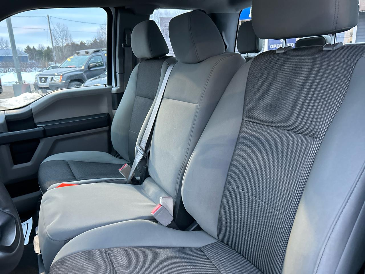 Ford F-150 4WD SuperCab 145" XL 2020