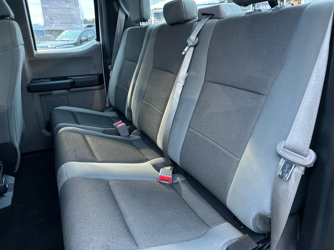 Ford F-150 4WD SuperCab 145" XL 2020