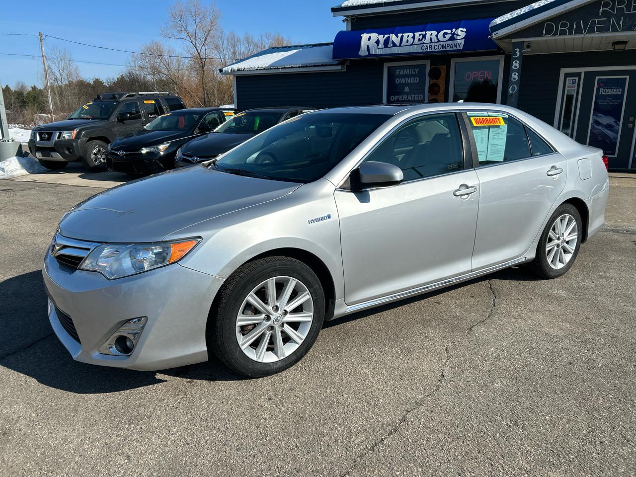 Toyota Camry Hybrid XLE 2014