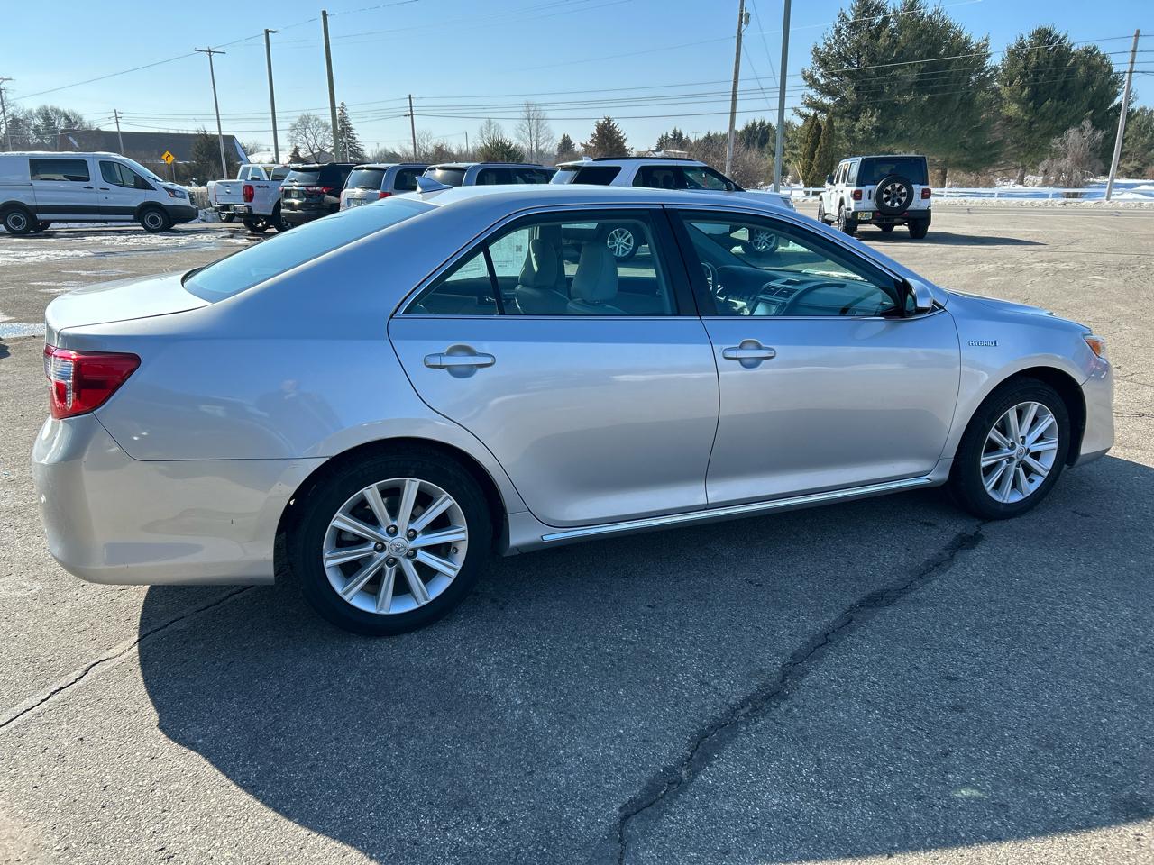 Toyota Camry Hybrid XLE 2014