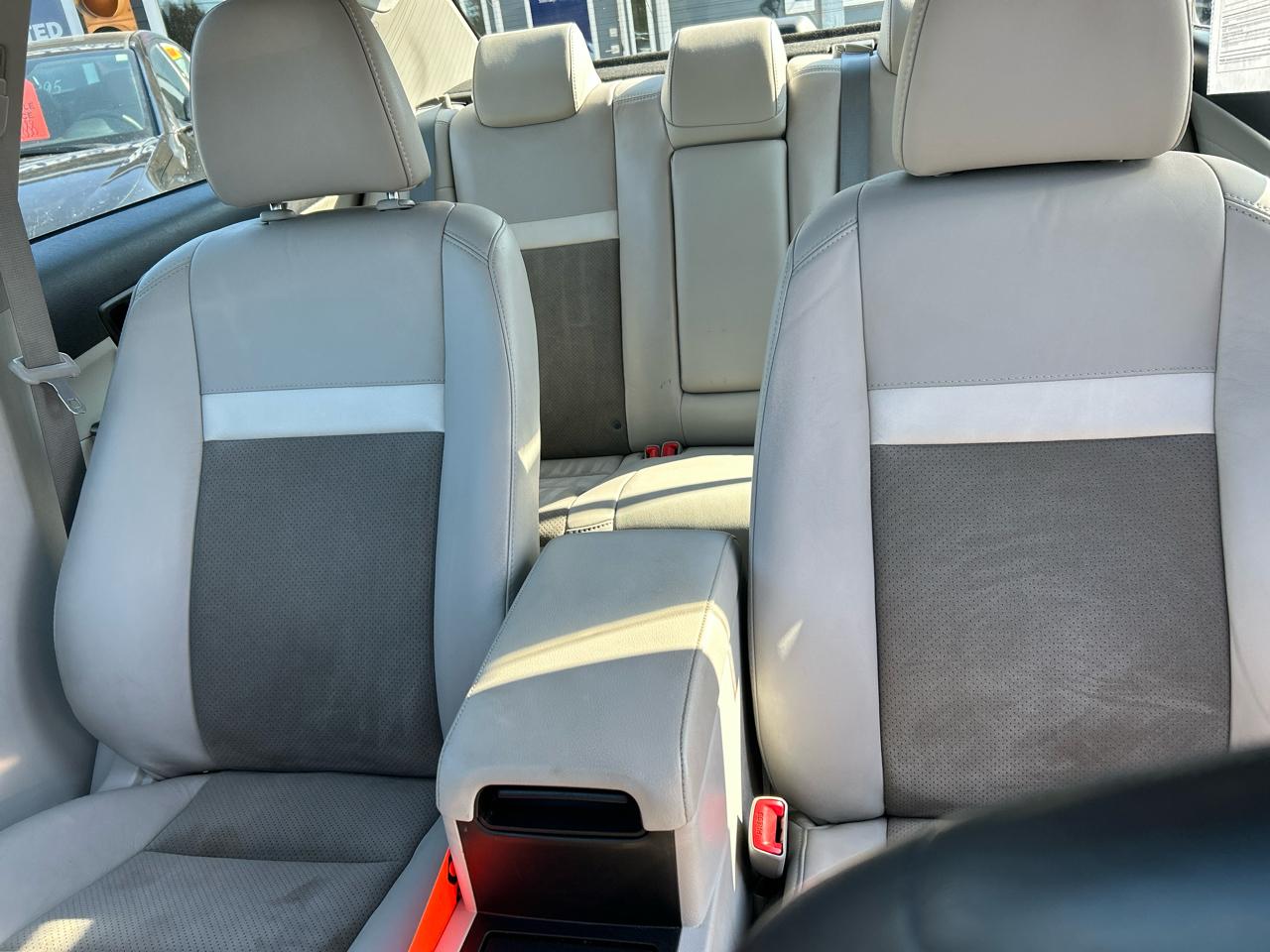 Toyota Camry Hybrid XLE 2014