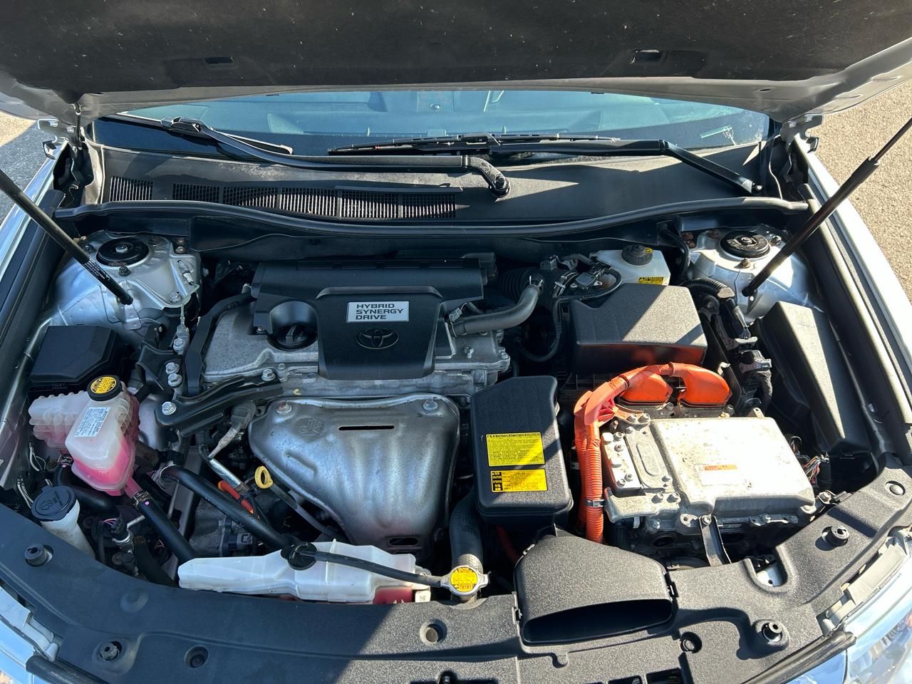 Toyota Camry Hybrid XLE 2014