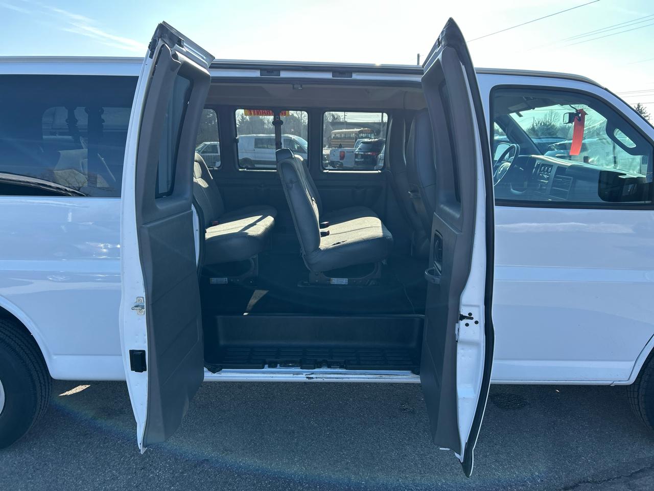 Chevrolet Express LS 3500 Extended 2020