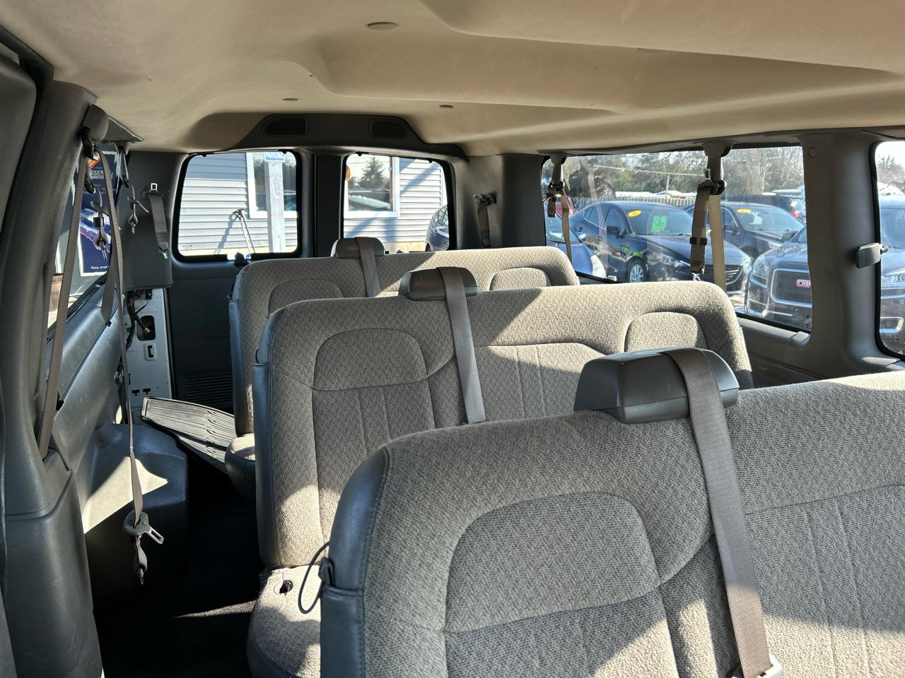 Chevrolet Express LS 3500 Extended 2020