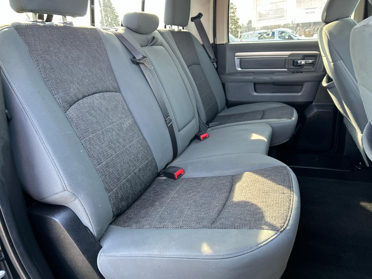 RAM 1500 4WD Crew Cab 149" Big Horn 2014