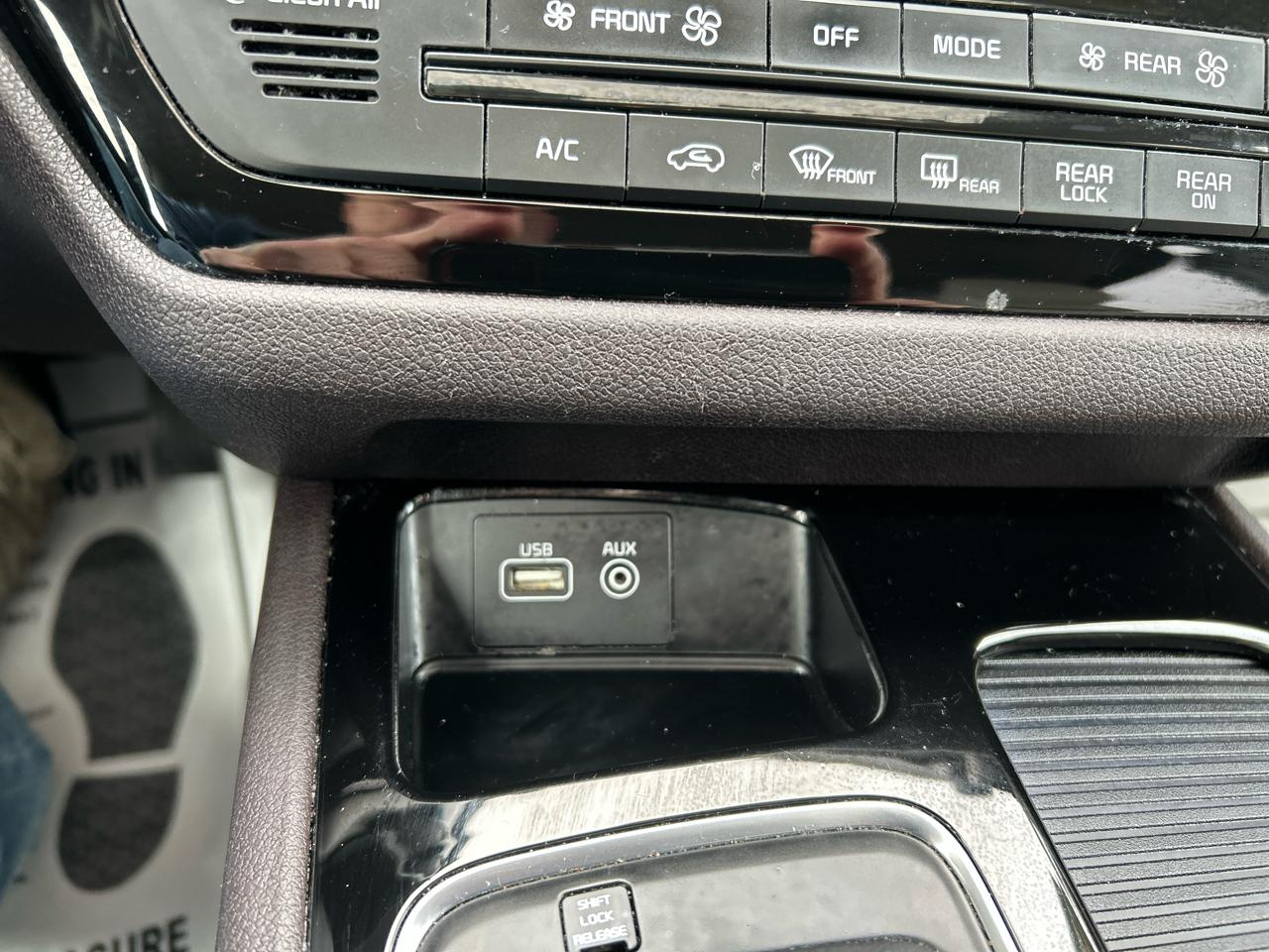 Kia Sedona Limited 2015