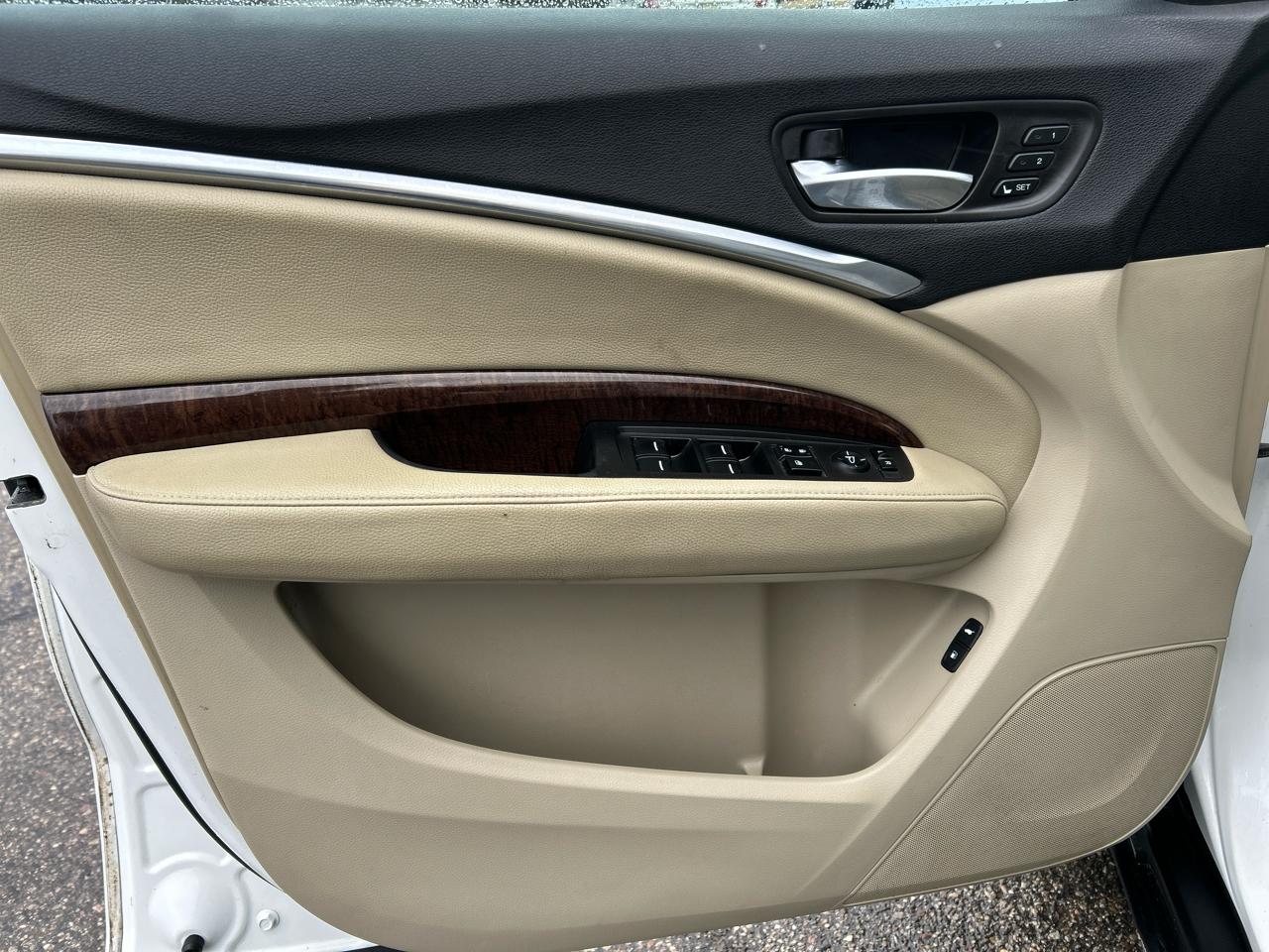 Acura MDX SH-AWD 9-Spd AT 2017