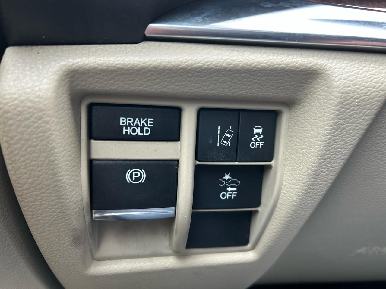 Acura MDX SH-AWD 9-Spd AT 2017