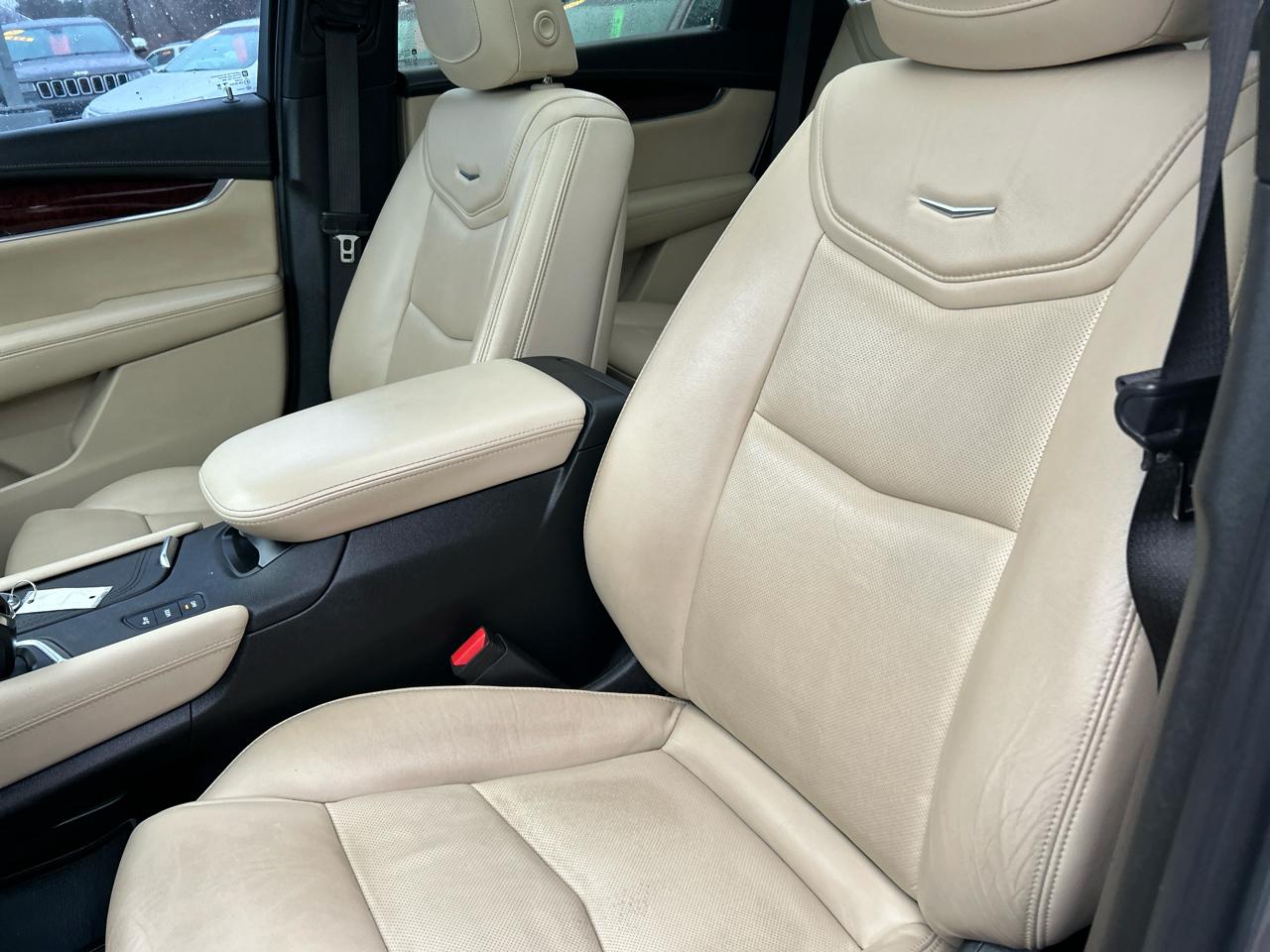 Cadillac XT5 Luxury AWD 2019