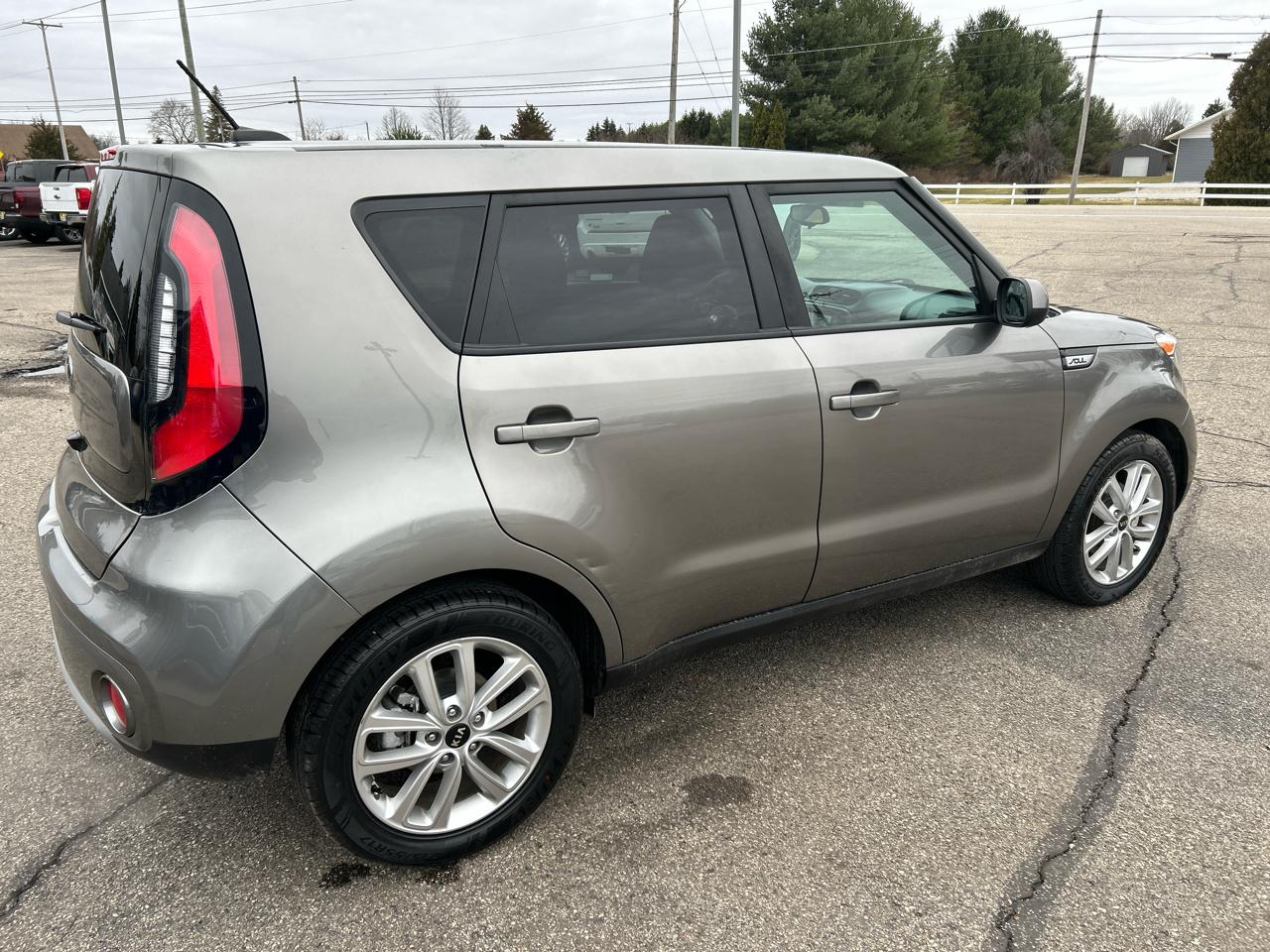 Kia Soul + 2019