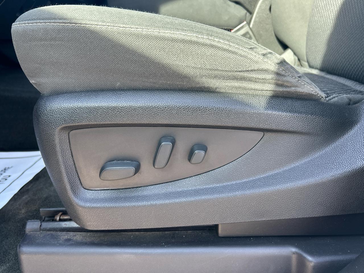 Chevrolet Silverado 1500 1LT Crew Cab 4WD 2017