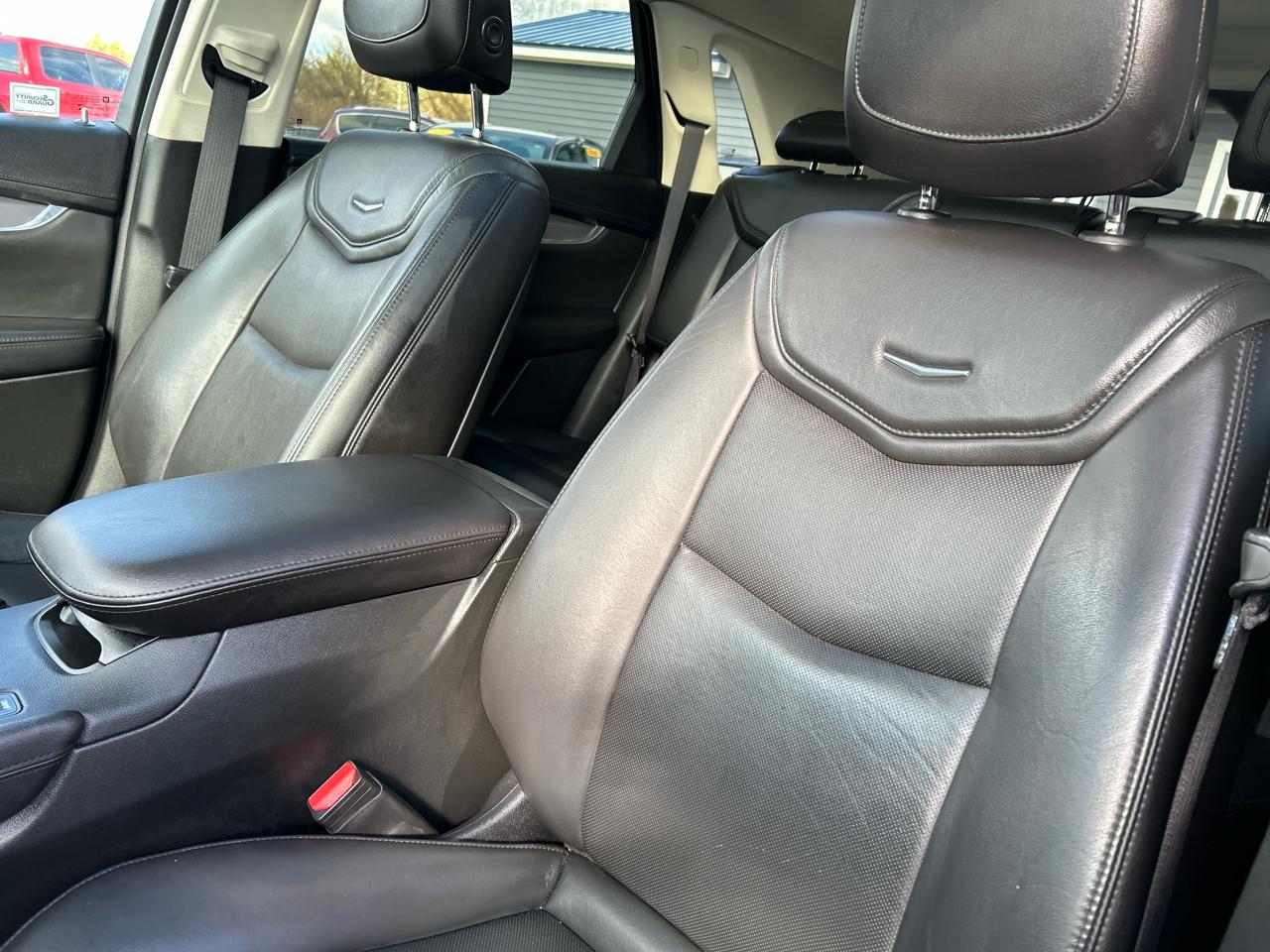 Cadillac XT5 Luxury AWD 2019