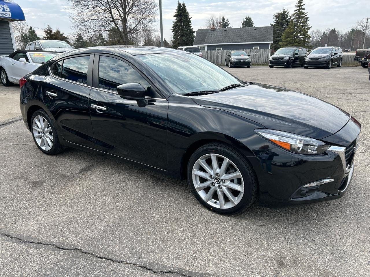 Mazda MAZDA3 s Grand Touring AT 5-Door 2017