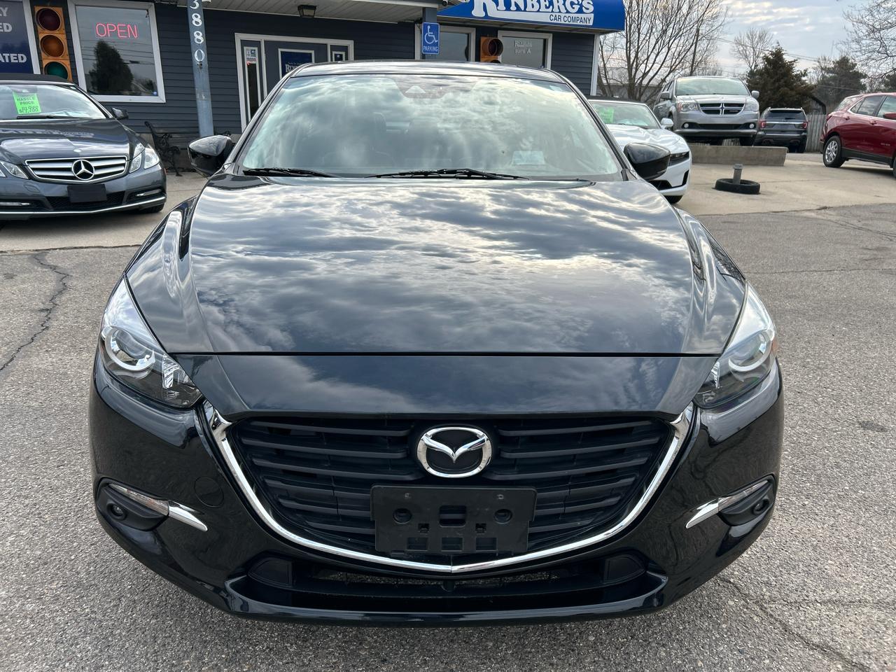 Mazda MAZDA3 s Grand Touring AT 5-Door 2017