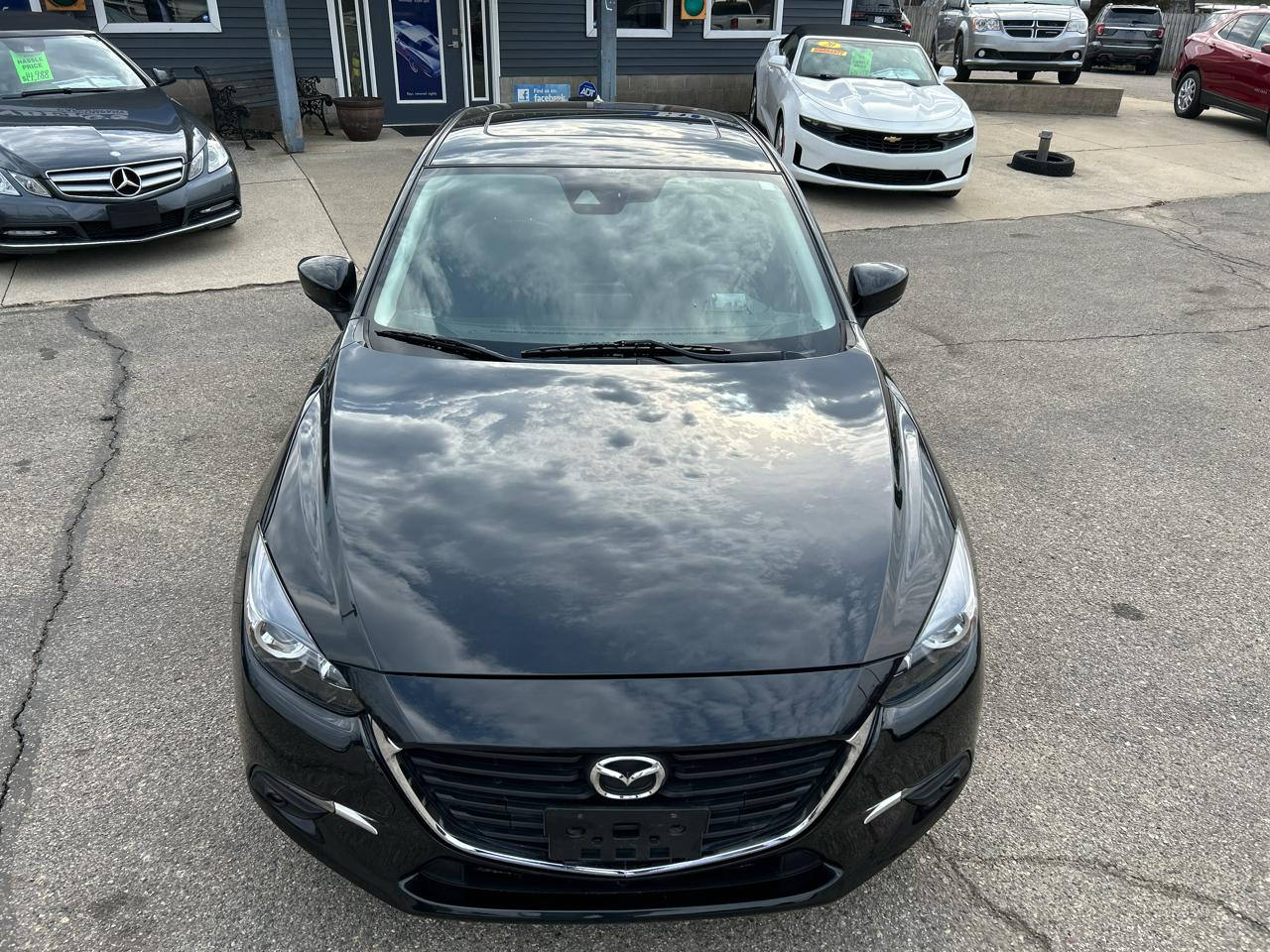 Mazda MAZDA3 s Grand Touring AT 5-Door 2017