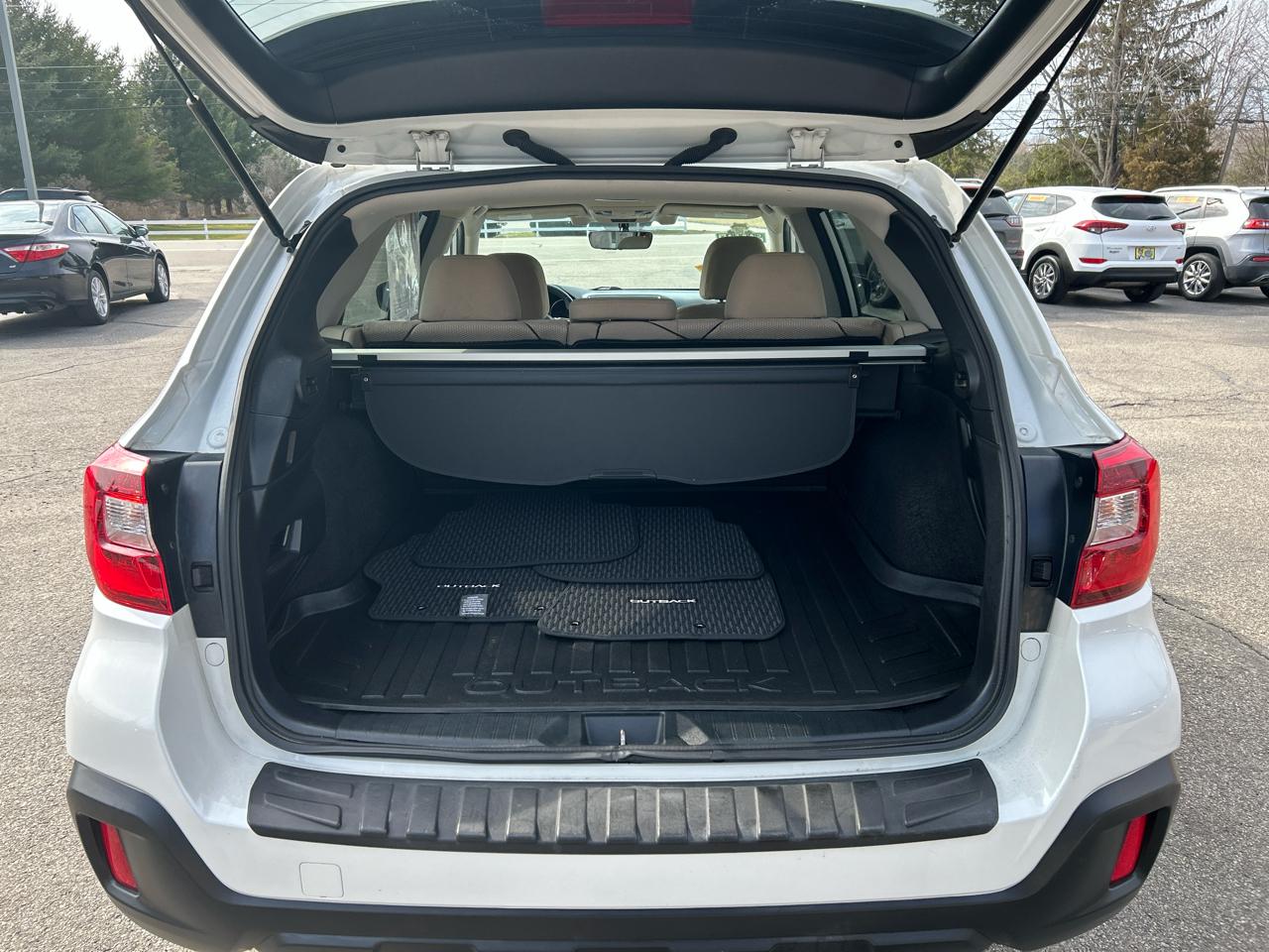 Subaru Outback 2.5i Premium 2019