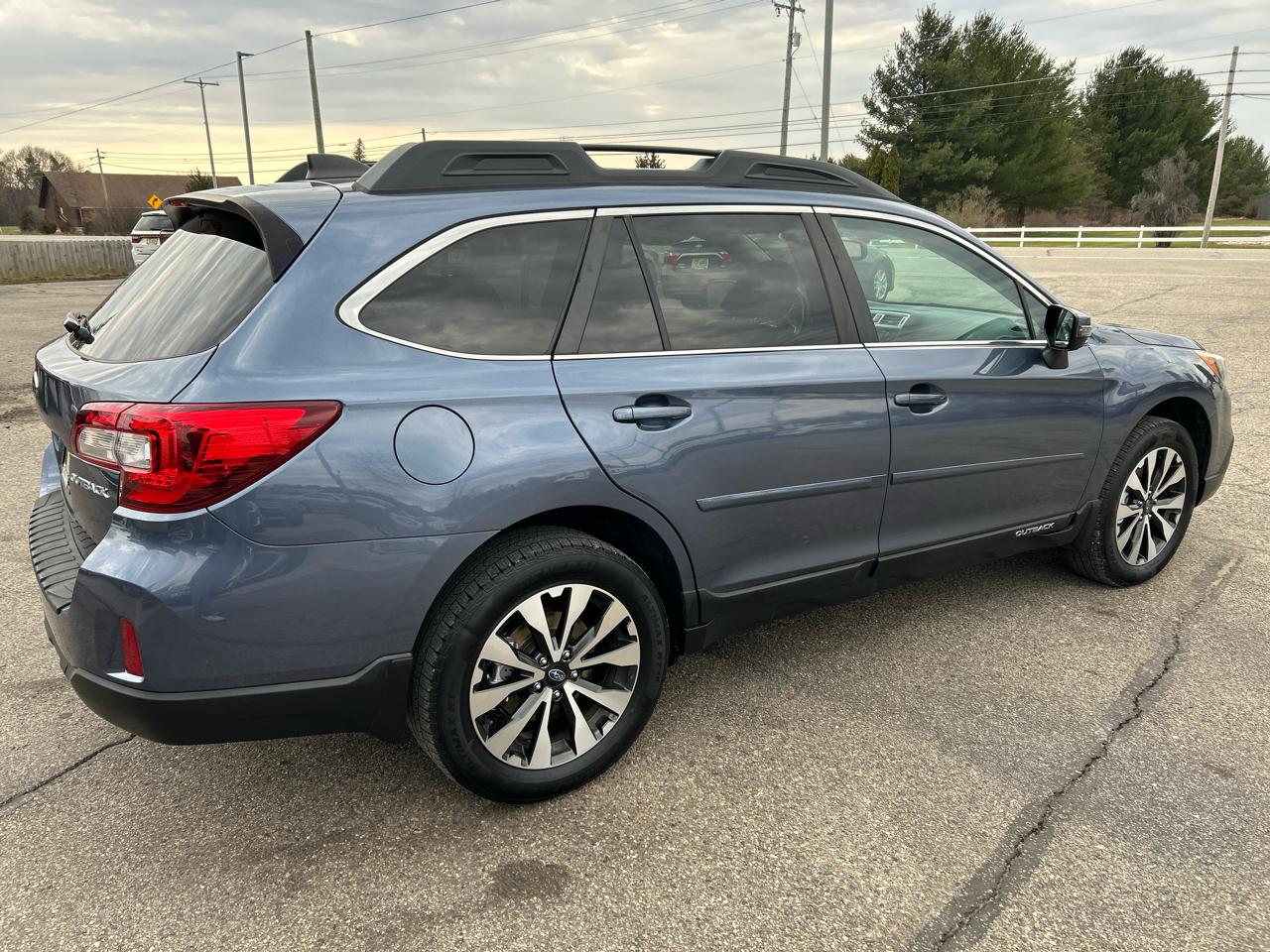 Subaru Outback 2.5i Limited 2016