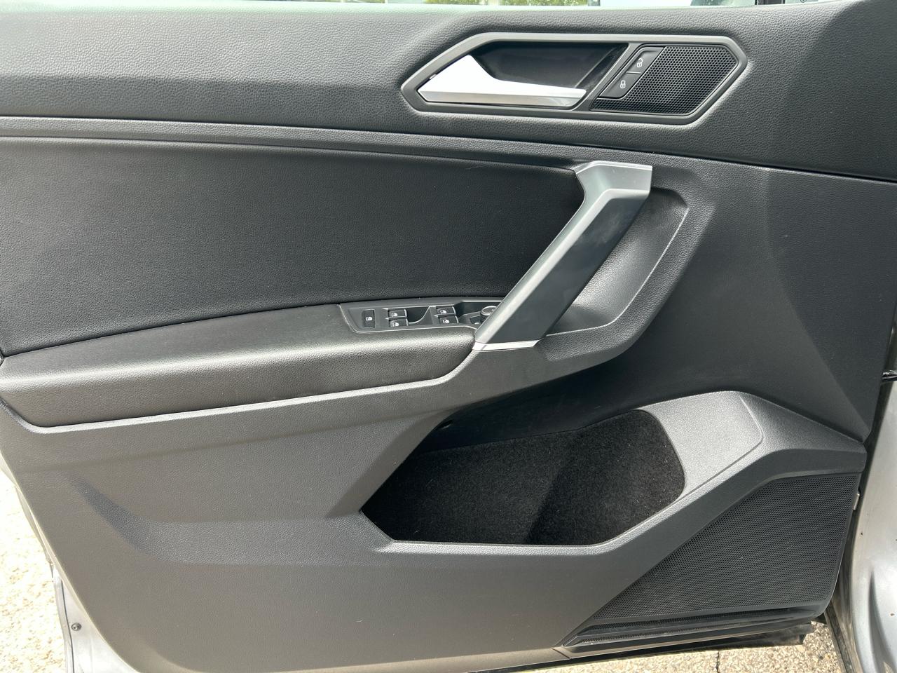 Volkswagen Tiguan SE 4Motion AWD 2020