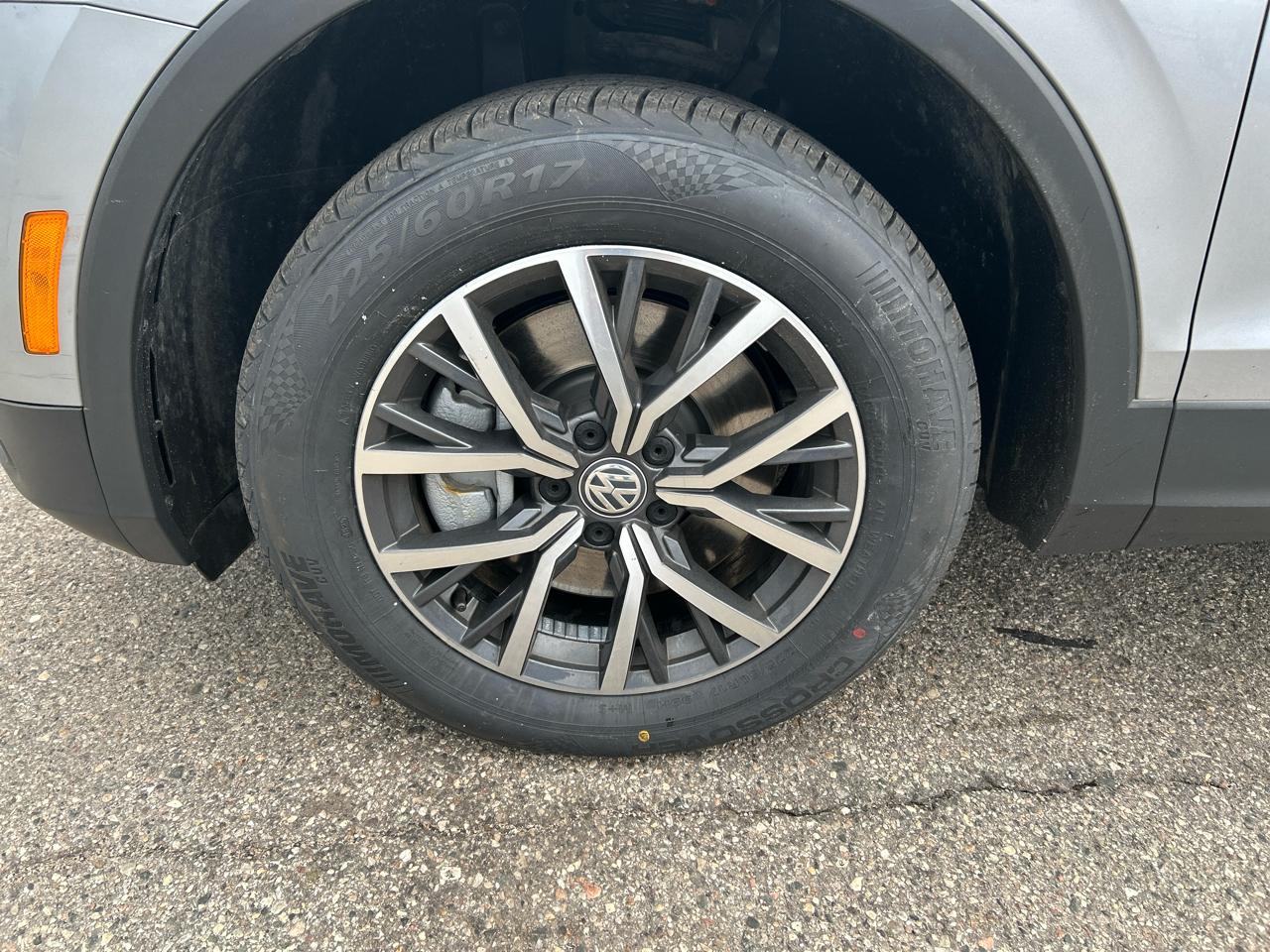 Volkswagen Tiguan SE 4Motion AWD 2020