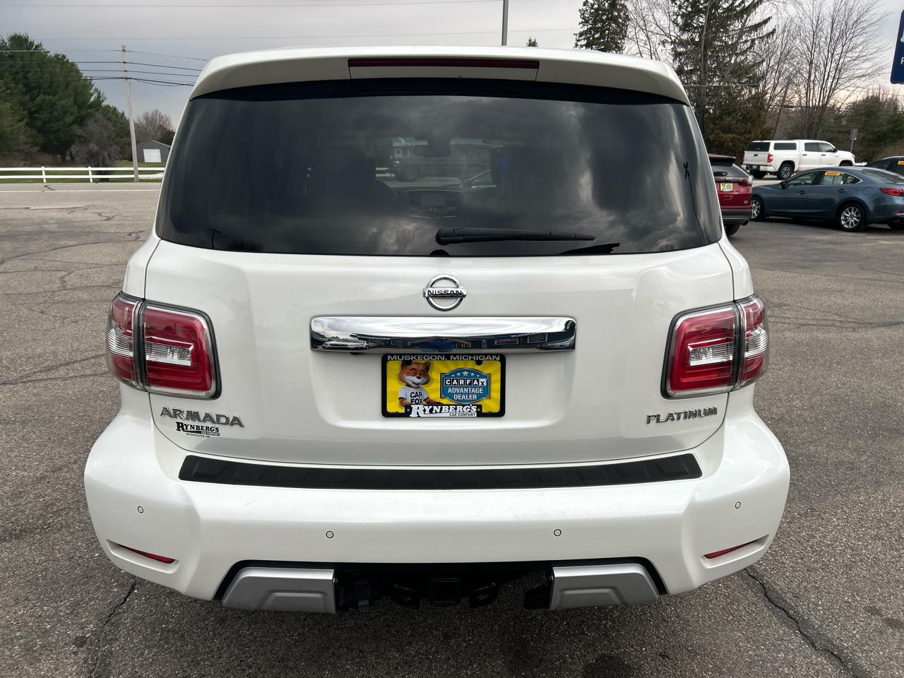 Nissan Armada Platinum AWD 2017