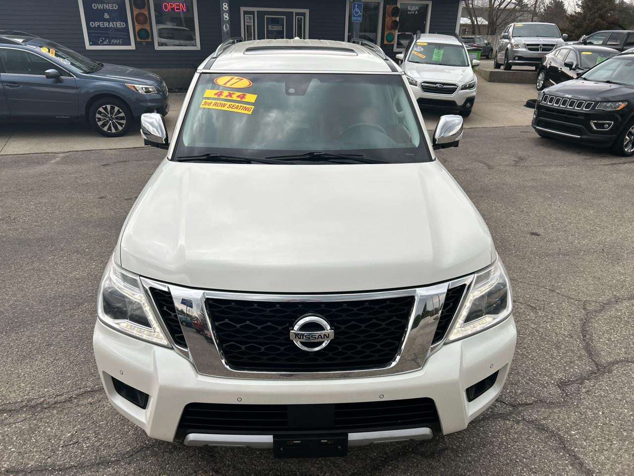 Nissan Armada Platinum AWD 2017