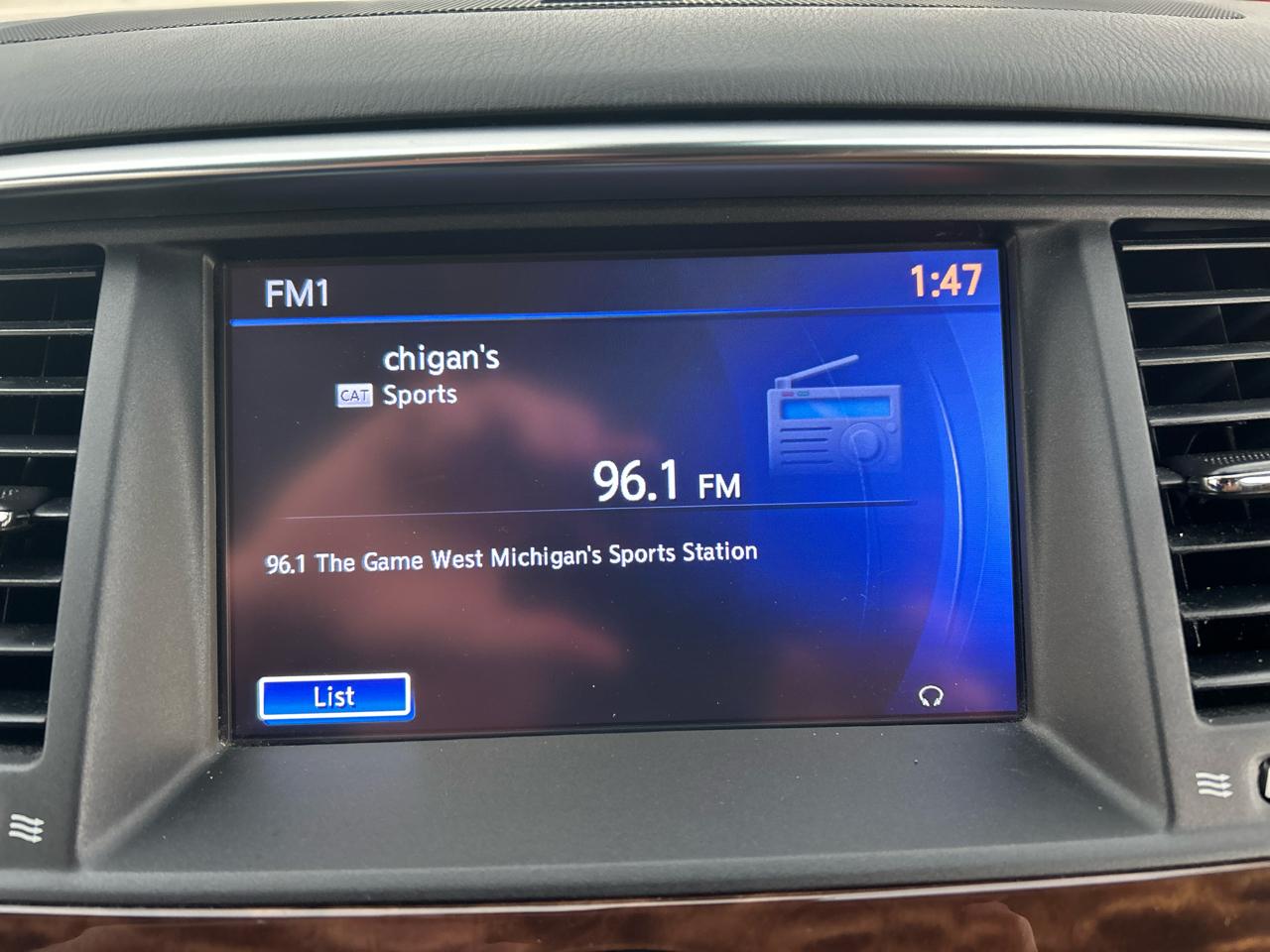 Nissan Armada Platinum AWD 2017