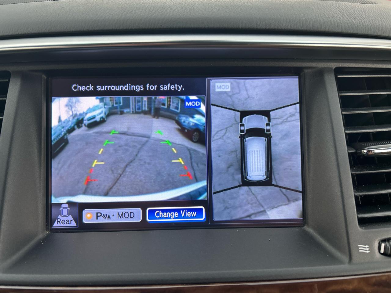 Nissan Armada Platinum AWD 2017