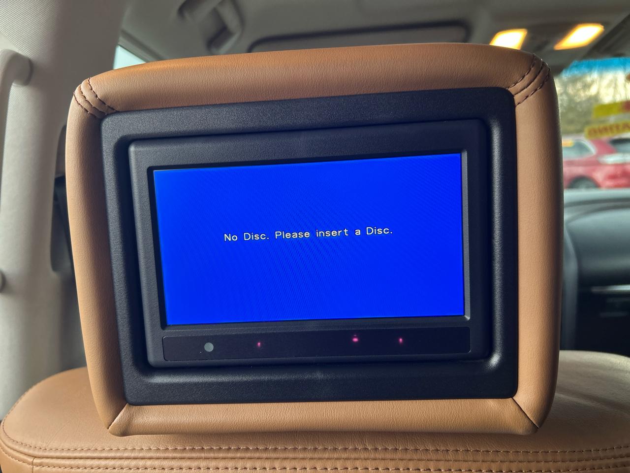 Nissan Armada Platinum AWD 2017