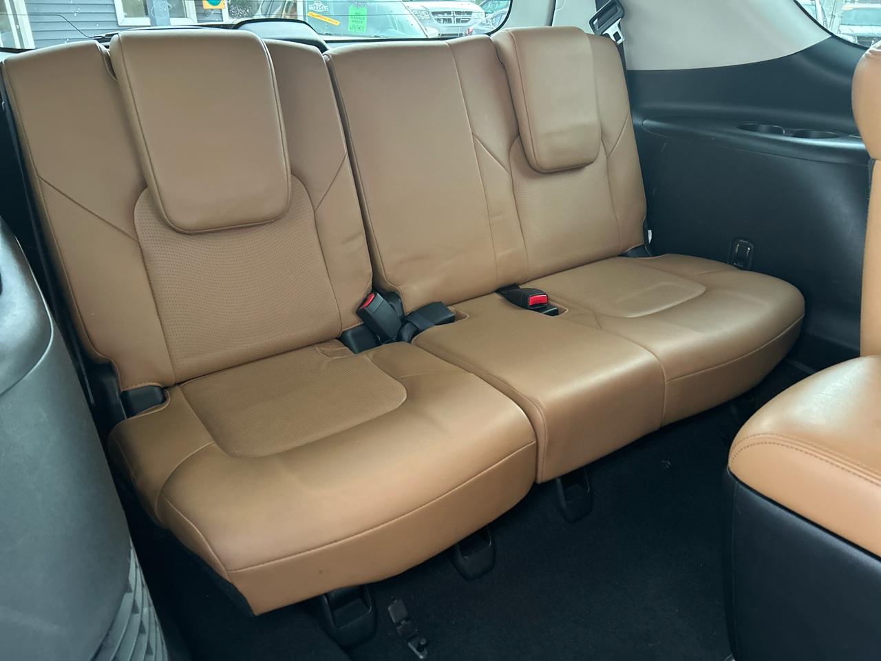 Nissan Armada Platinum AWD 2017