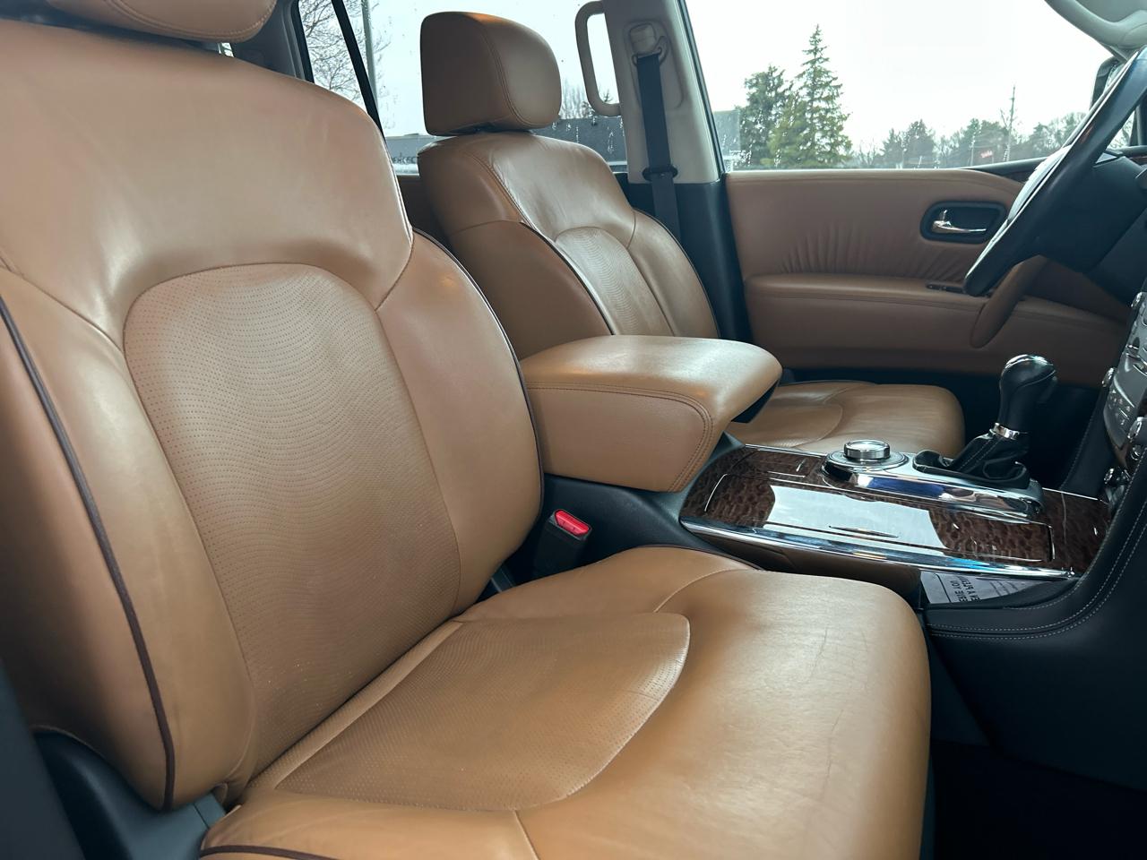 Nissan Armada Platinum AWD 2017