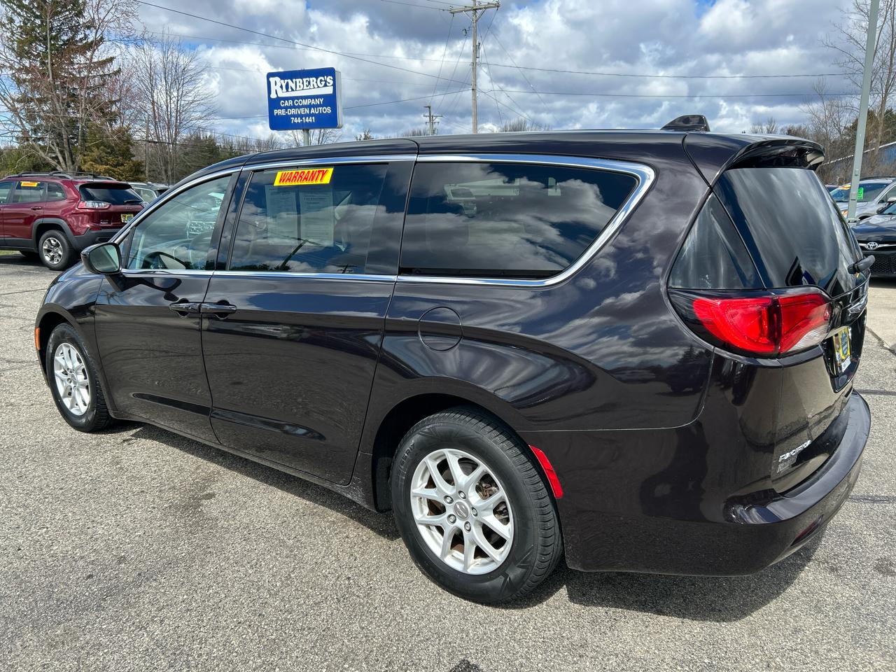 Chrysler Pacifica Touring 2017