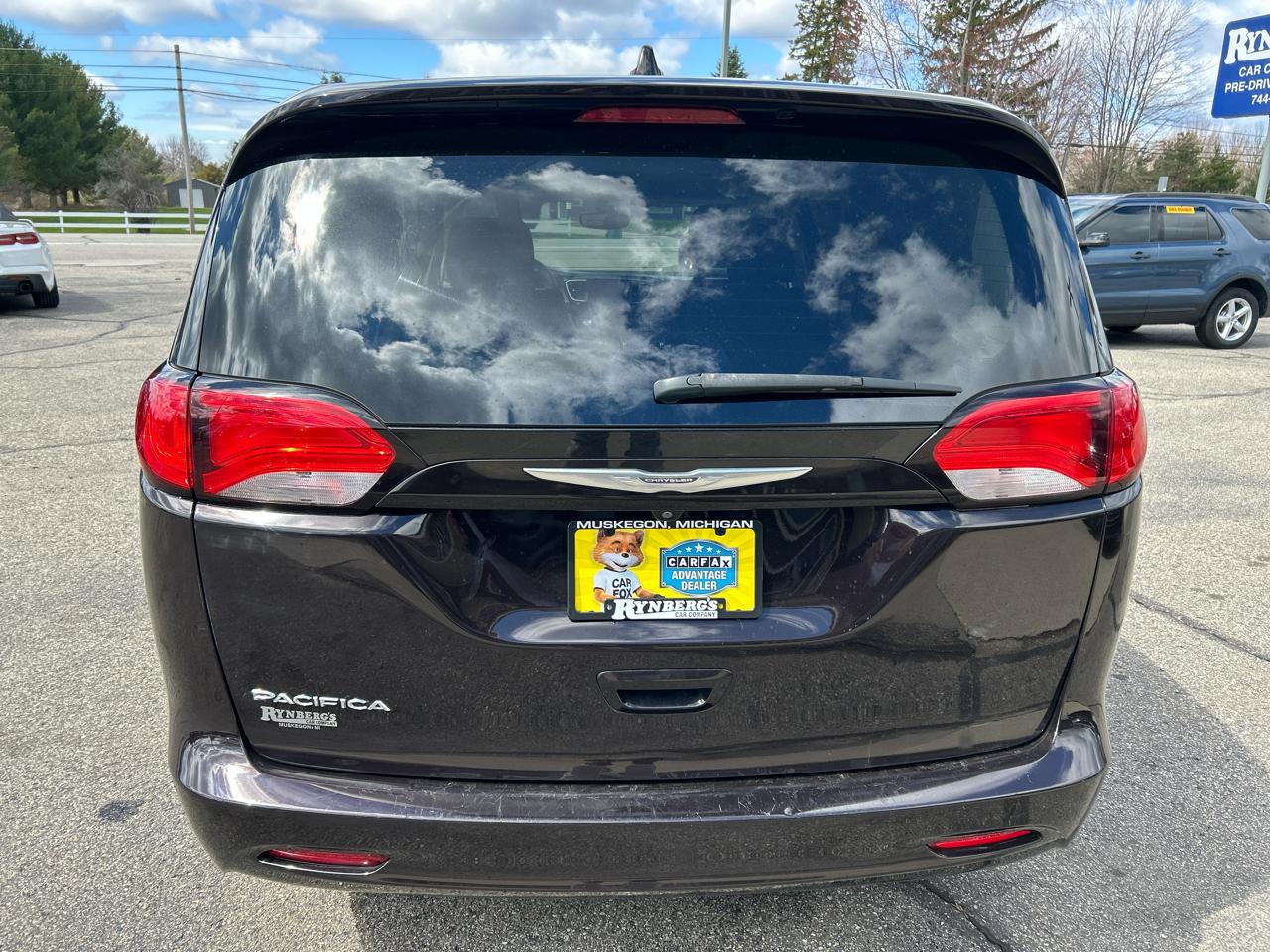 Chrysler Pacifica Touring 2017