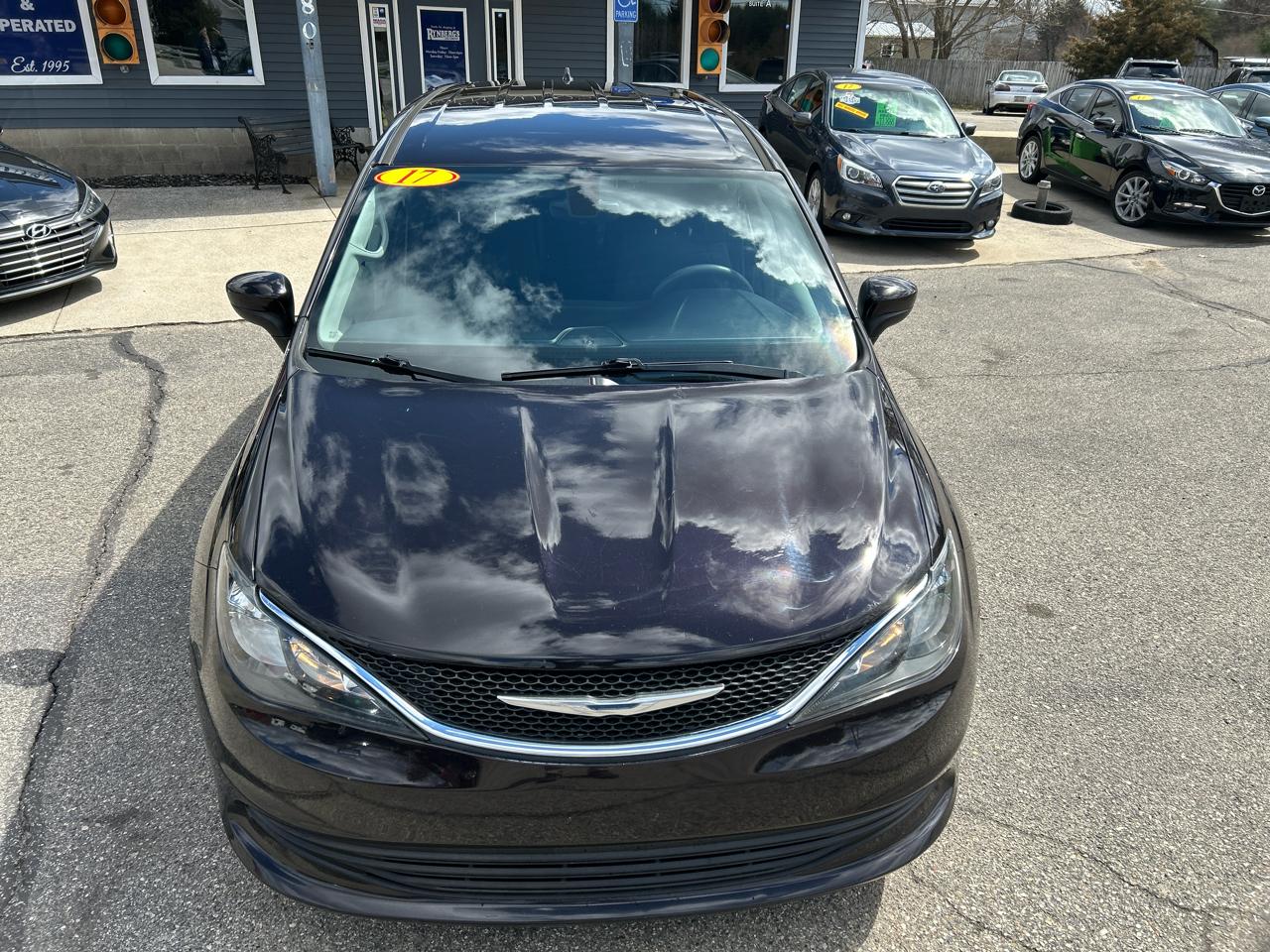 Chrysler Pacifica Touring 2017