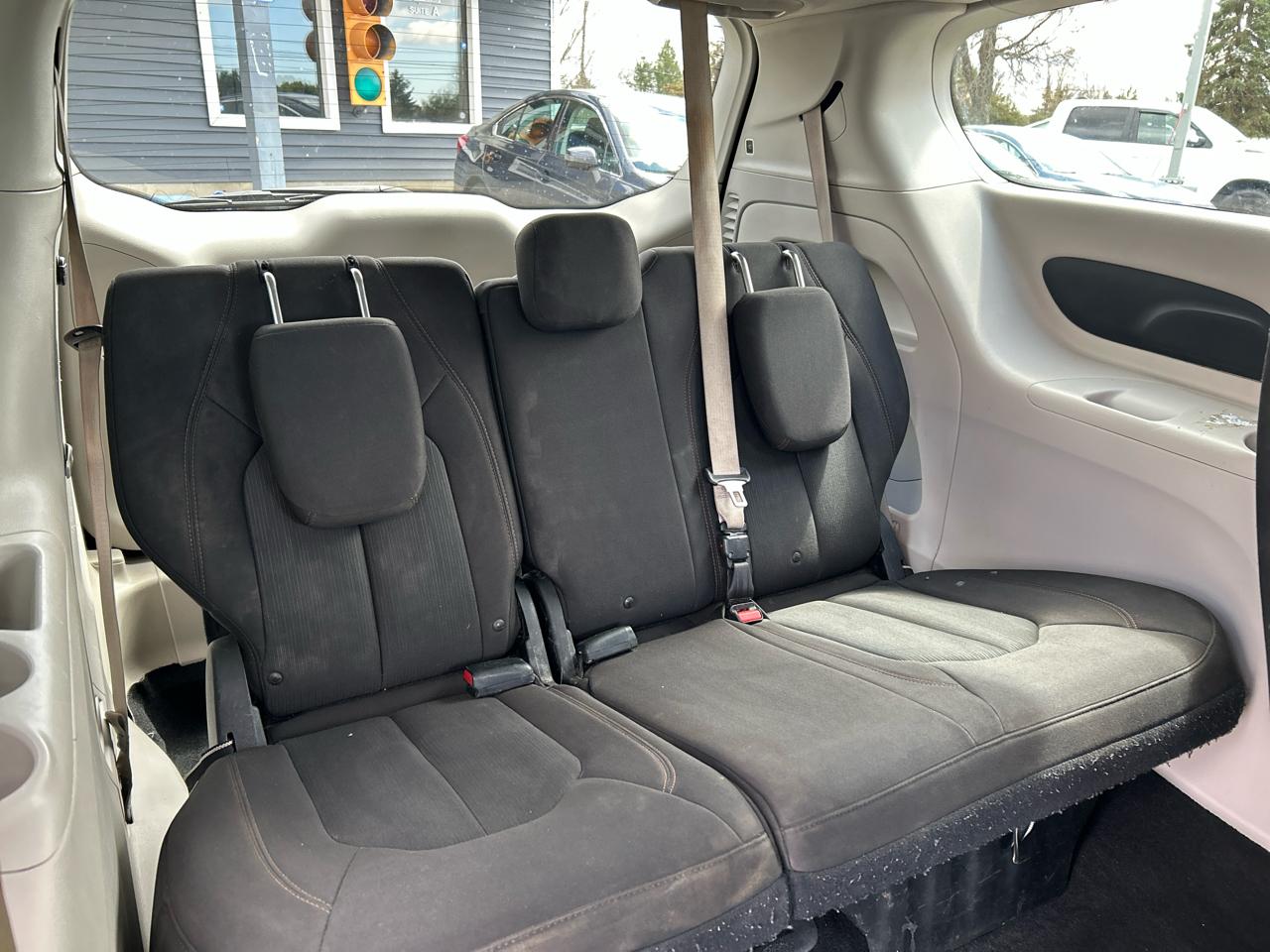 Chrysler Pacifica Touring 2017