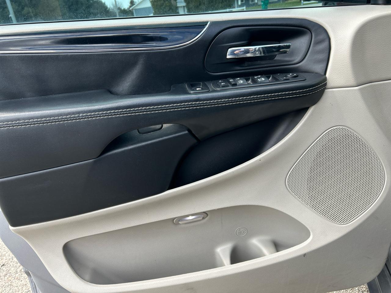 Dodge Grand Caravan SXT 2017