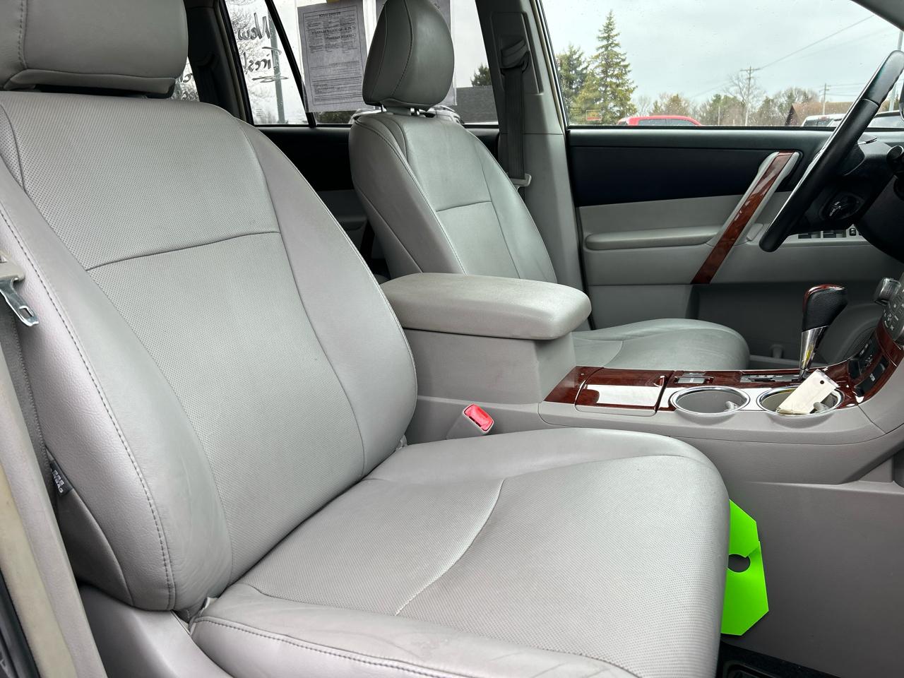 Toyota Highlander Limited 4WD 2012