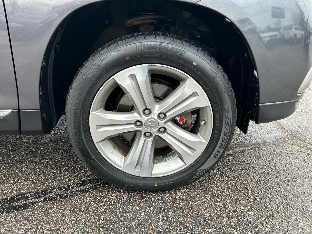 Toyota Highlander Limited 4WD 2012