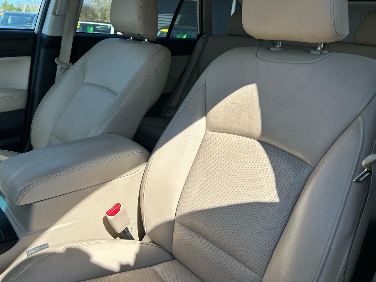 Subaru Outback 2.5i Limited 2015