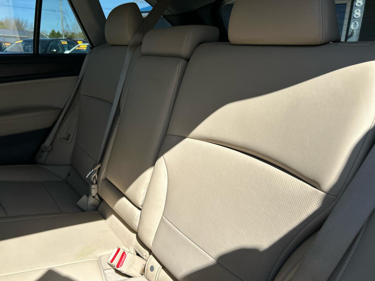 Subaru Outback 2.5i Limited 2015