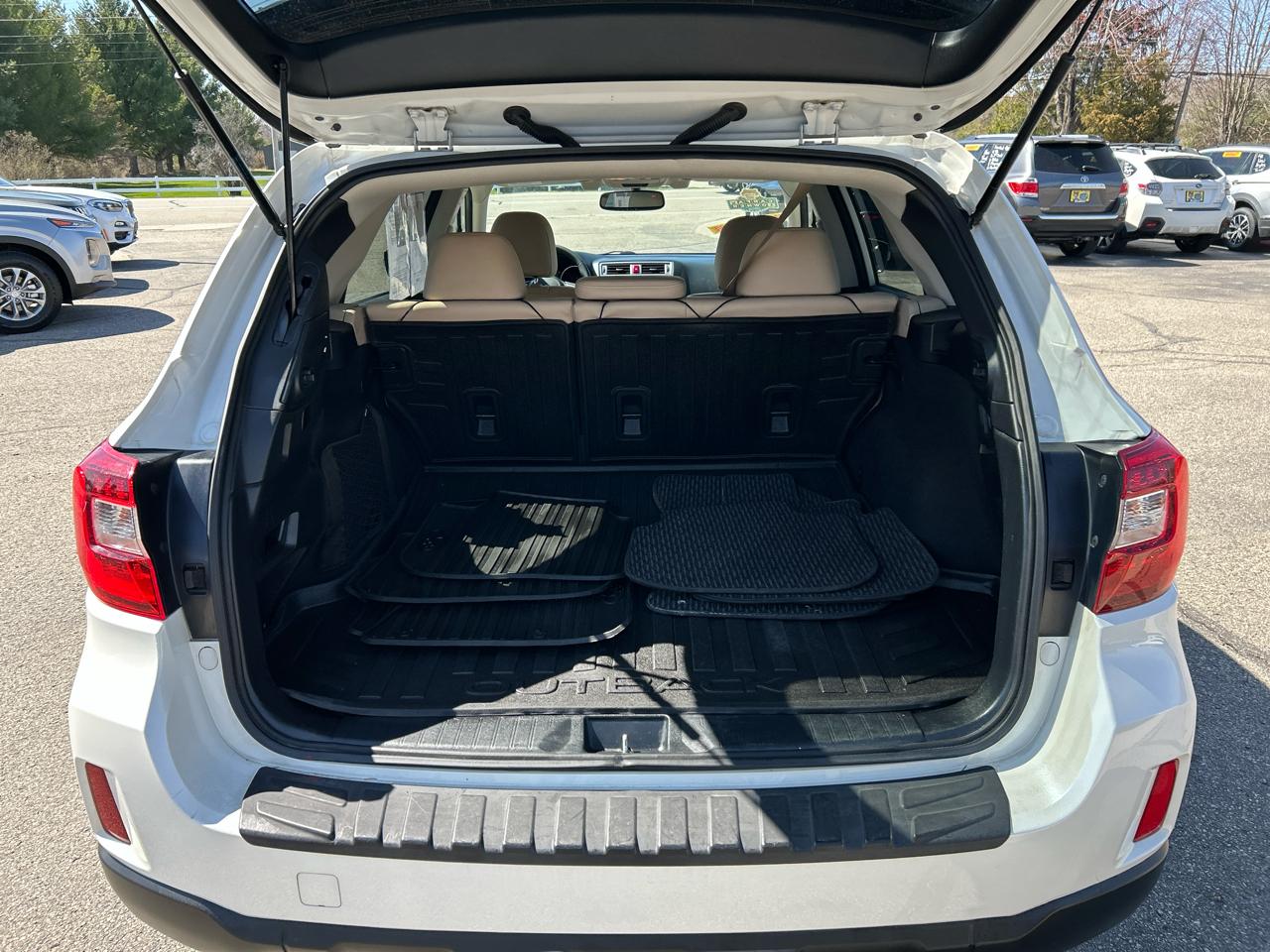 Subaru Outback 2.5i Limited 2015