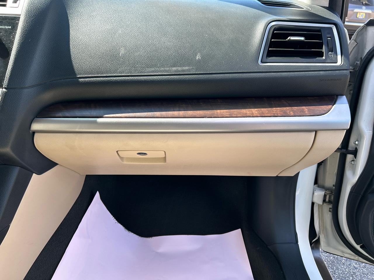 Subaru Outback 2.5i Limited 2015