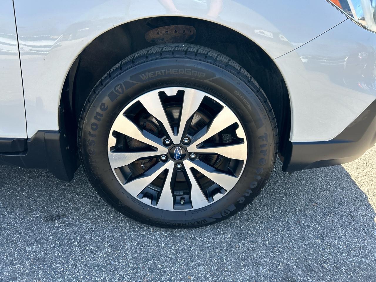 Subaru Outback 2.5i Limited 2015